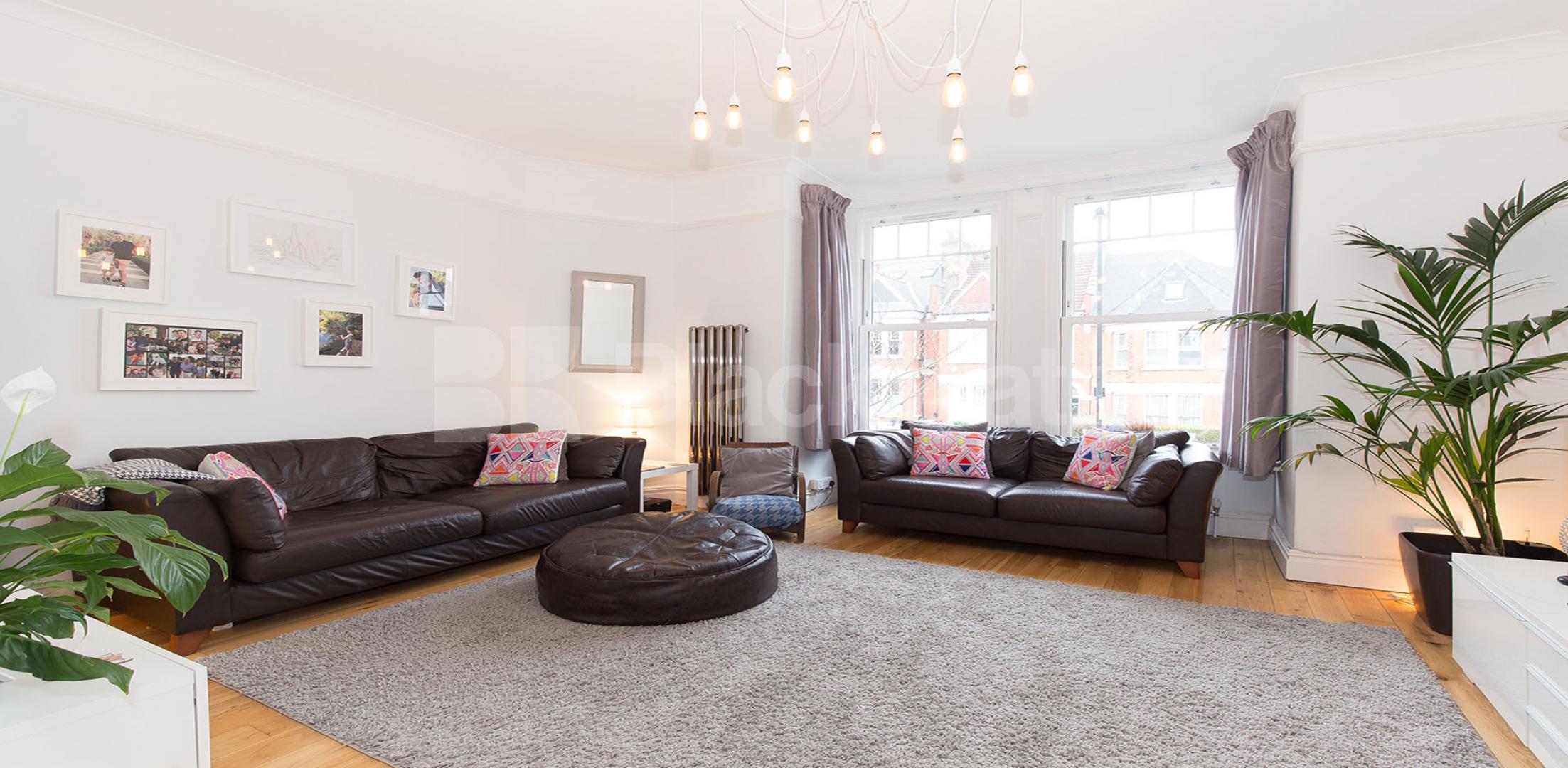 			A Must See Property, 2 Bedroom, 1 bath, 1 reception End Terraced House			 Cecile Park, Crouch End